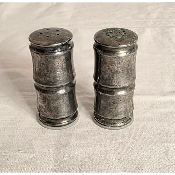 Vintage Robroy Silverplate Salt Pepper Shakers Tarnished 3" Tall Plastic Stopper - Picture 1 of 3